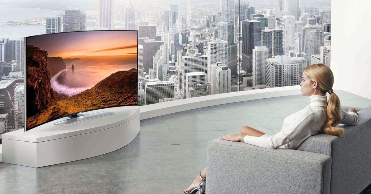 A gagner : une télé incurvée, une barre de son et un lecteur Blu-ray 4K!