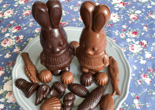 Tentez  de gagner 2 lapins en chocolat de près de 5 lbs chaque !