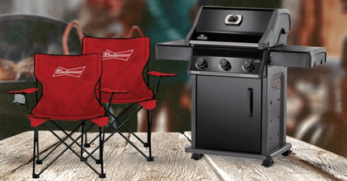 Gagnez un BBQ Napoléon et deux chaises pliantes Budweiser !