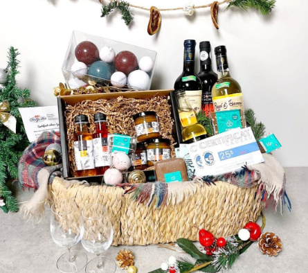 Un panier cadeau pour les Fêtes (270$) !