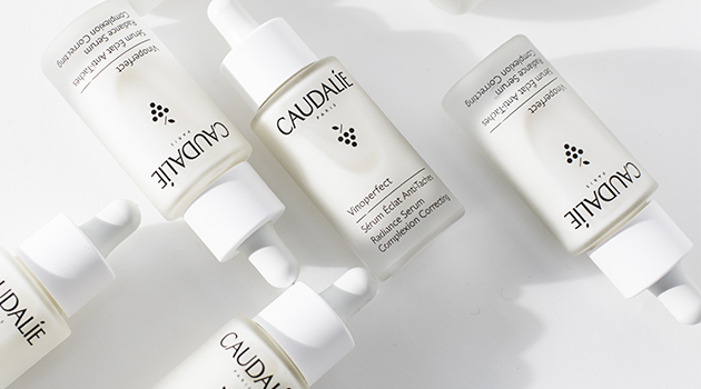 DEUX ensembles de soins Caudalie Vinoperfect et+ à remporter !