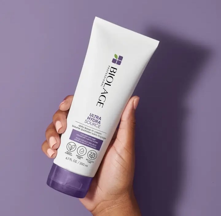 Un échantillon gratuit de la lotion pour brushing Hydra Source de Biolage!
