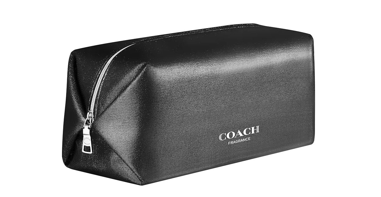 Remortez une trousse de voyage pour maquillage et parfum de Coach