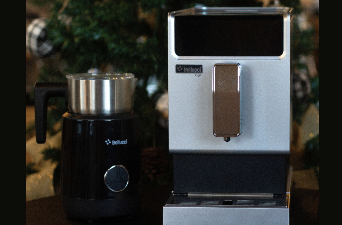 Gagnez une machine à café Bellucci Slim Caffè et un mousseur Latte Pro de 898$ !