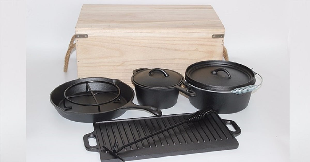 Une superbe batterie de cuisine en fonte Woods