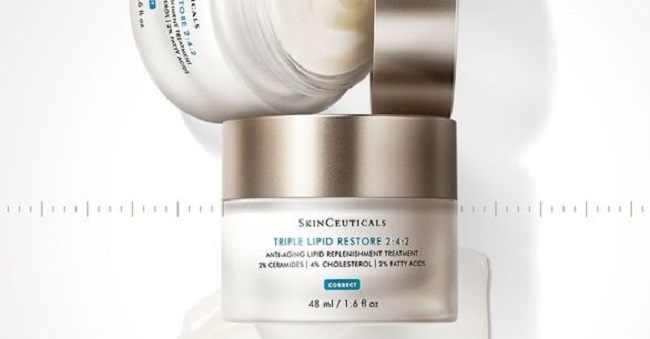 Recevez des Échantillons gratuits du soin anti âge SkinCeuticals par poste !