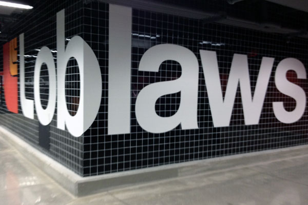 Une carte-cadeau Loblaws de 50$ et des accessoires de cuisines colorés à gagner !!!