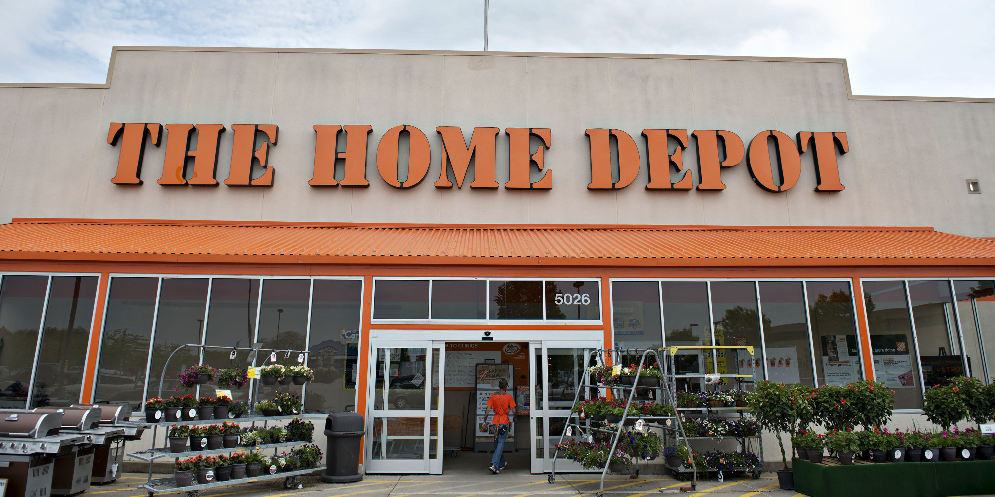 Une carte-cadeau de 100$ de chez Home Depot à remporter !!!